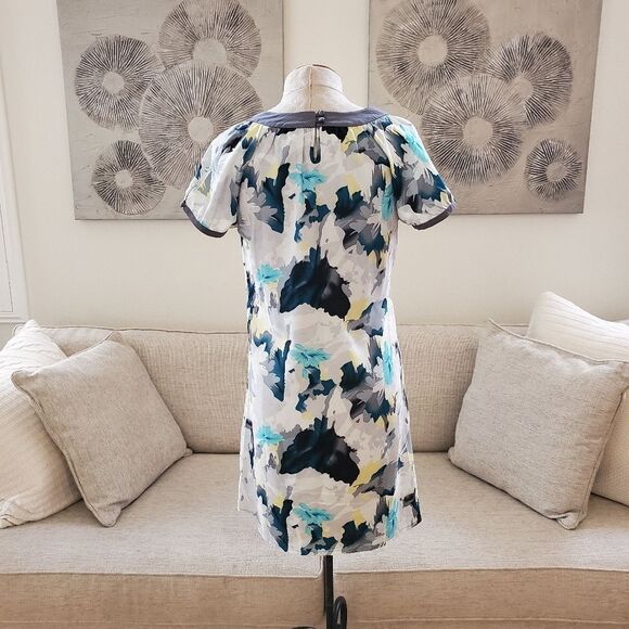 Vertigo Paris Evening Floral Scoop Neck Print Mini Dress Size Sm - Picture 8 of 13